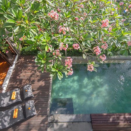Canggu Circle Villa By Ini Vie Hospitality エクステリア 写真