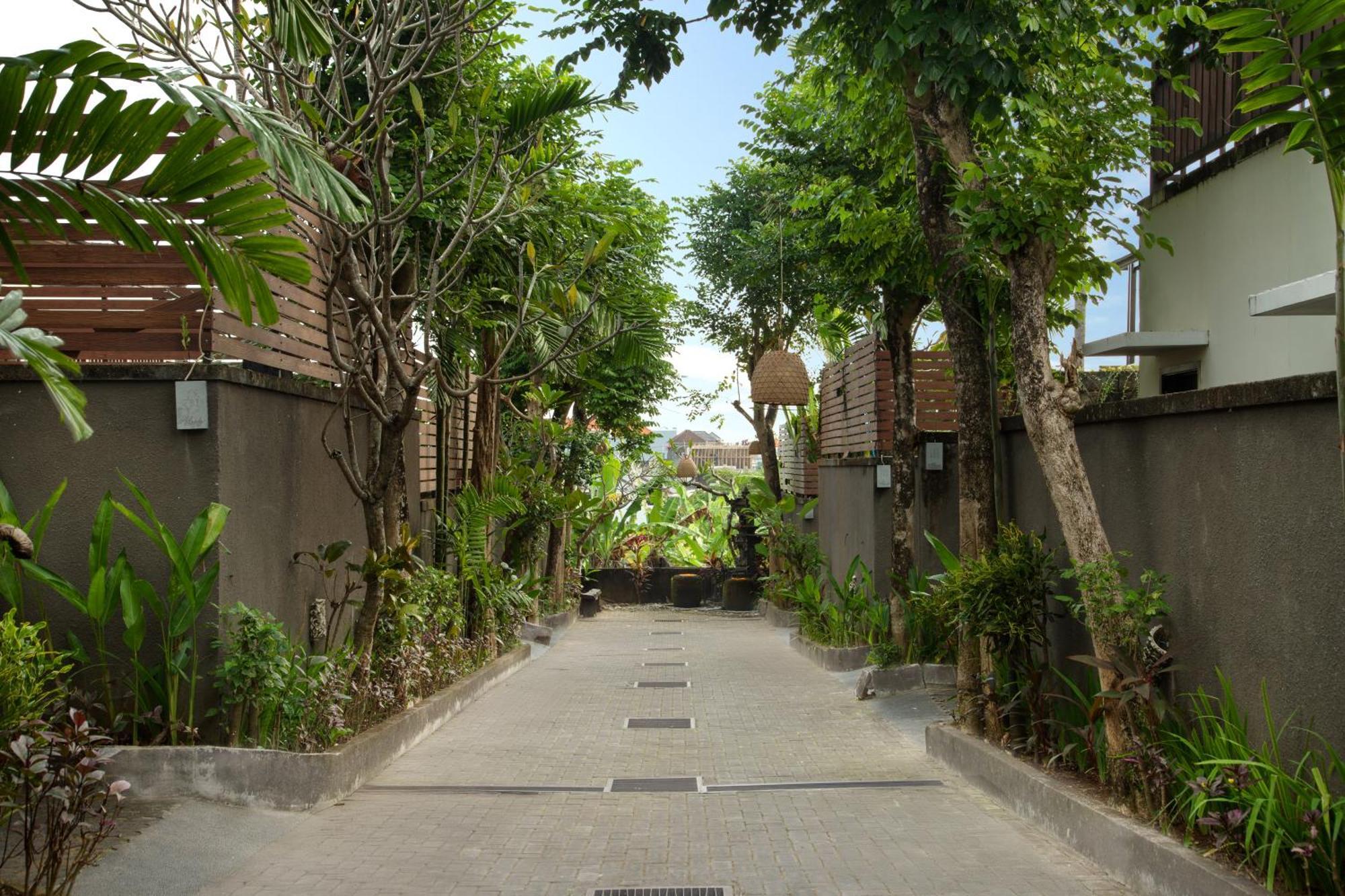Canggu Circle Villa By Ini Vie Hospitality エクステリア 写真