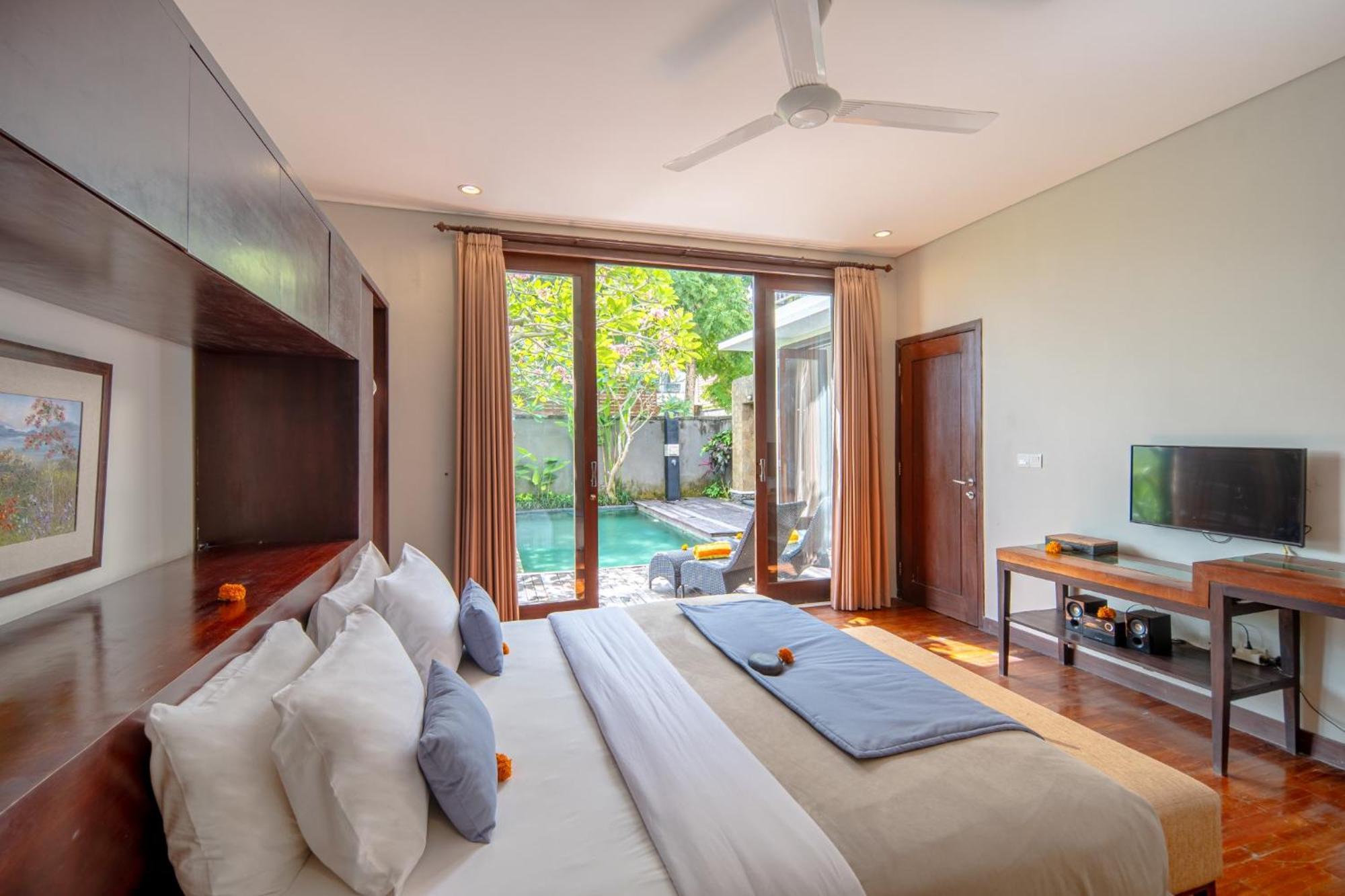 Canggu Circle Villa By Ini Vie Hospitality エクステリア 写真