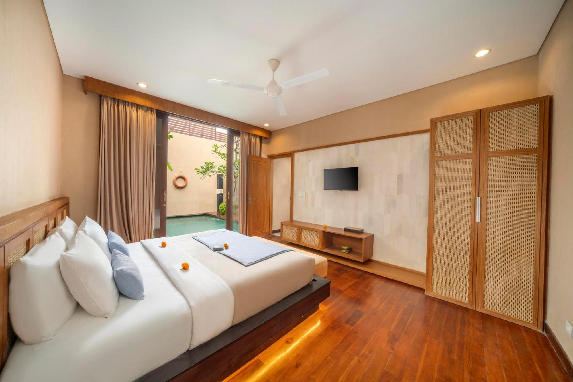 Canggu Circle Villa By Ini Vie Hospitality エクステリア 写真